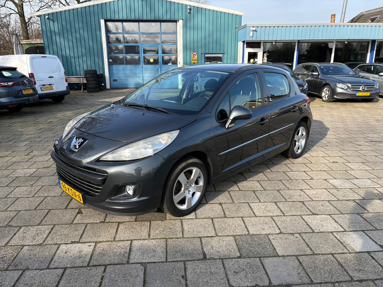 Peugeot 207 - 1.6 VTi Première 1.6 VTi Première - AutoWereld.nl