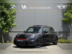 MINI 3-Deurs - 2.0 Cooper S John Cooper Works | Panoramadak | Harman Kardon | Keyless | Achteruitrijcamer
