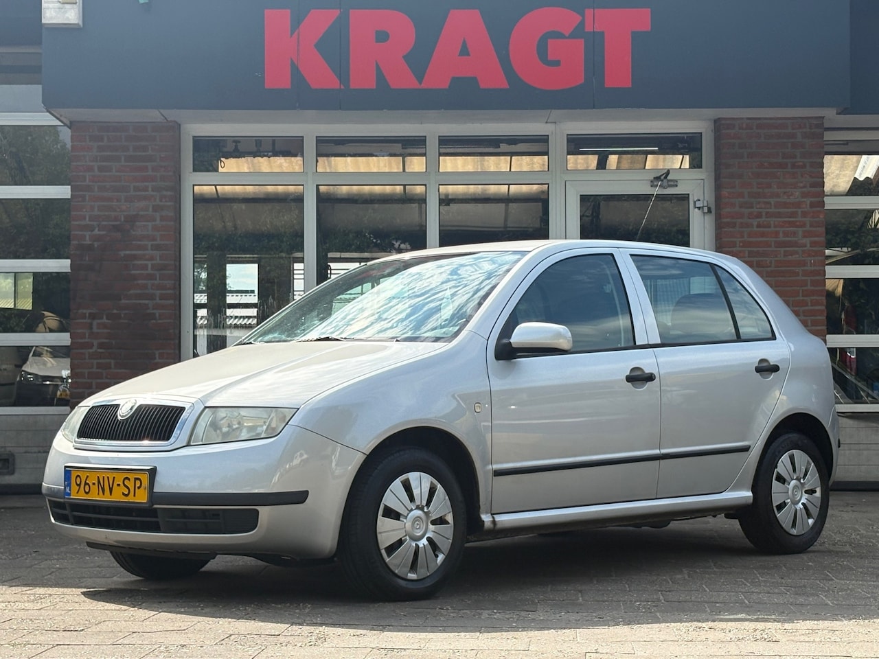 Skoda Fabia - 1.4-16V Choice|APK 06-03-2027|NAP|airco|cruise|radio|elektrische ramen - AutoWereld.nl