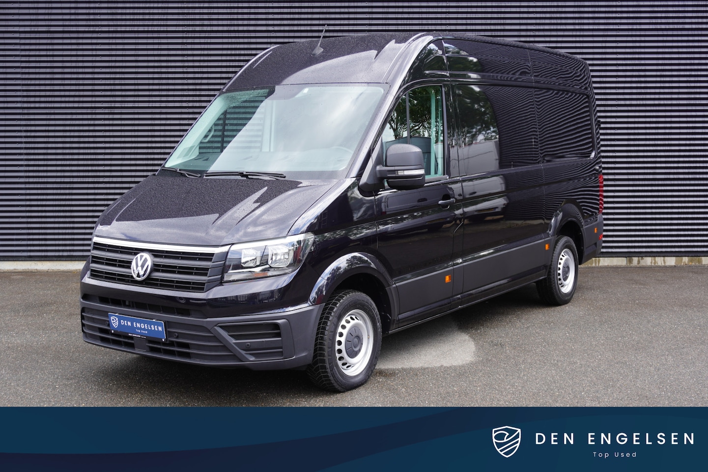 Volkswagen Crafter - 140pk Automaat L3H3/L2H2 Apple carplay Camera Trekhaak Parkeersensoren Airco Cruise contro - AutoWereld.nl