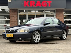 Volvo S60 - 2.4|NAP|clima|cruise|lederen bekleding|elektrische ramen|trekhaak