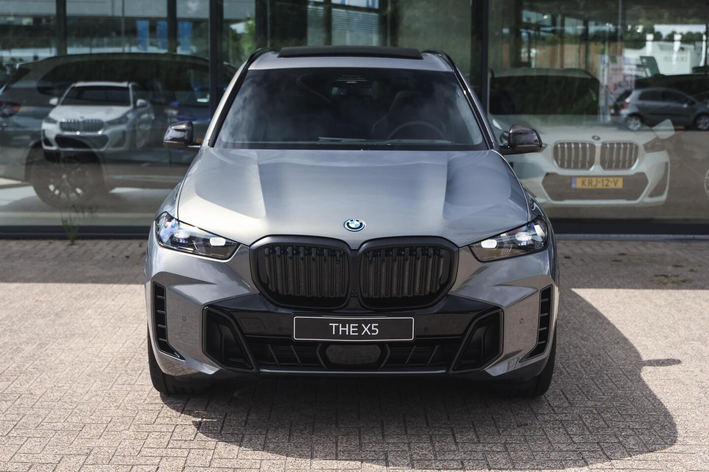 BMW X5 - xDrive50e M Sport Automaat / Panoramadak Sky Lounge / Trekhaak / Bowers & Wilkins / M Mult - AutoWereld.nl