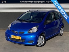 Toyota Aygo - 1.0-12V Access airco / 5 deurs / leuke zuinige auto