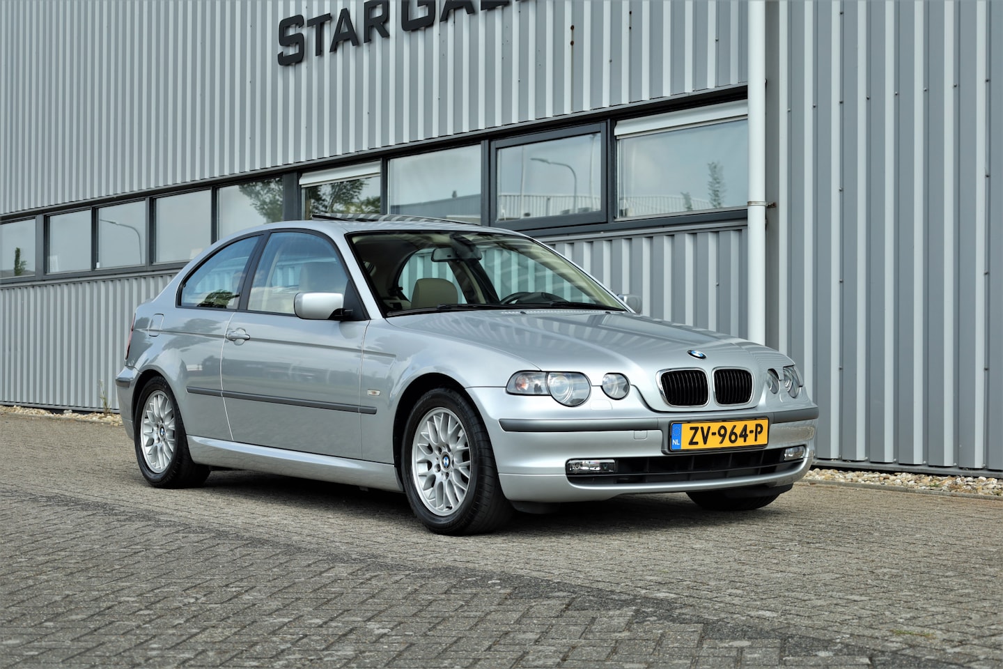 BMW 3-serie Compact - 325ti Executive 71346km Youngtimer - AutoWereld.nl