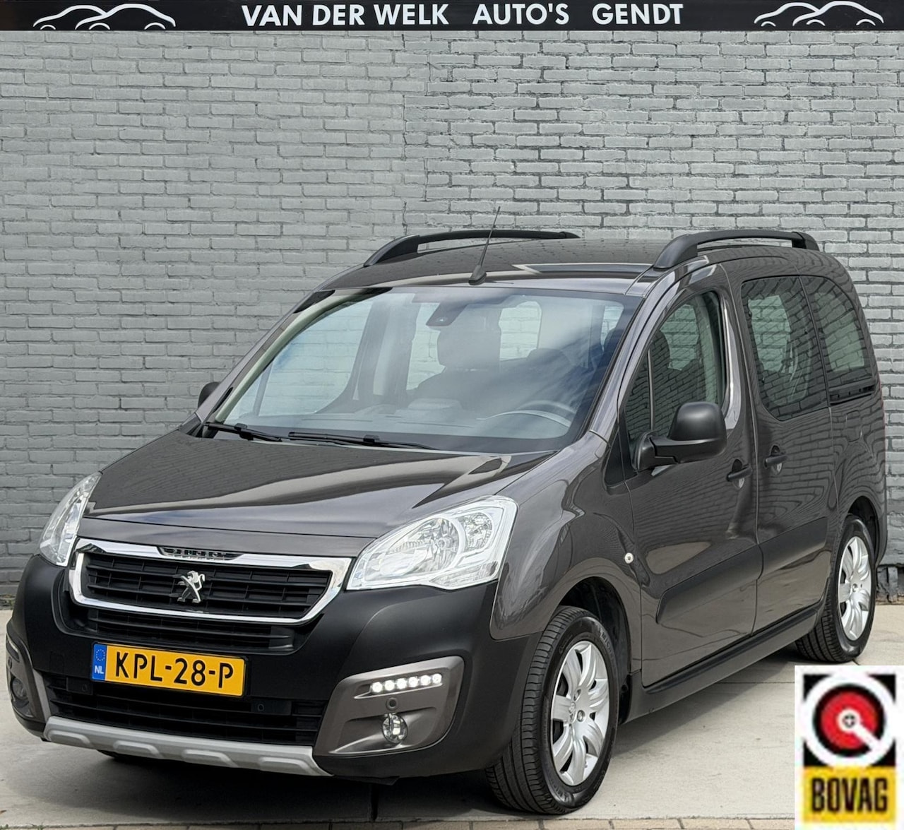 Peugeot Partner Tepee - 1.2 ALLURE | NAVI | CLIMA | PDC+CAM | TREKHAAK | BOVAG! - AutoWereld.nl