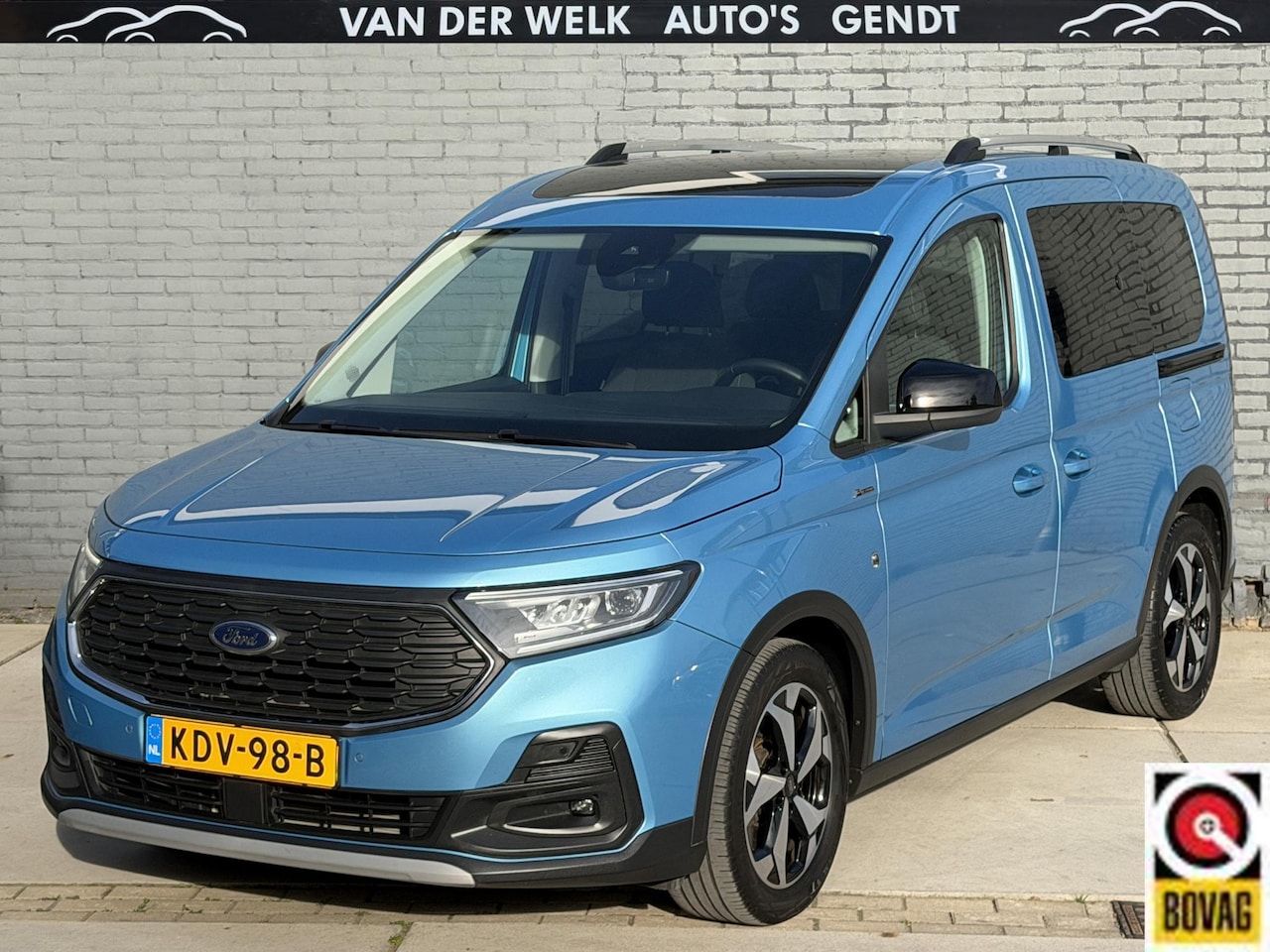 Ford Tourneo Connect - 1.5 EB | 7-PERSOONS | PANO | BOVAG! - AutoWereld.nl
