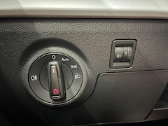 Hyundai Kona - 1.6 GDI HEV Sky Bluelink Navigatie Apple Carplay Android Auto Camera Parkeerhulp Adaptive