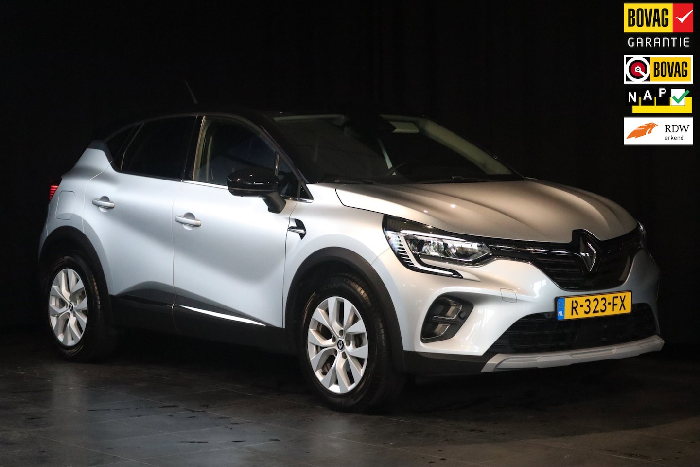 Renault Captur - 1.0 TCe 90 Intens / NAP / OROG. NL / AIRCO / LED - AutoWereld.nl