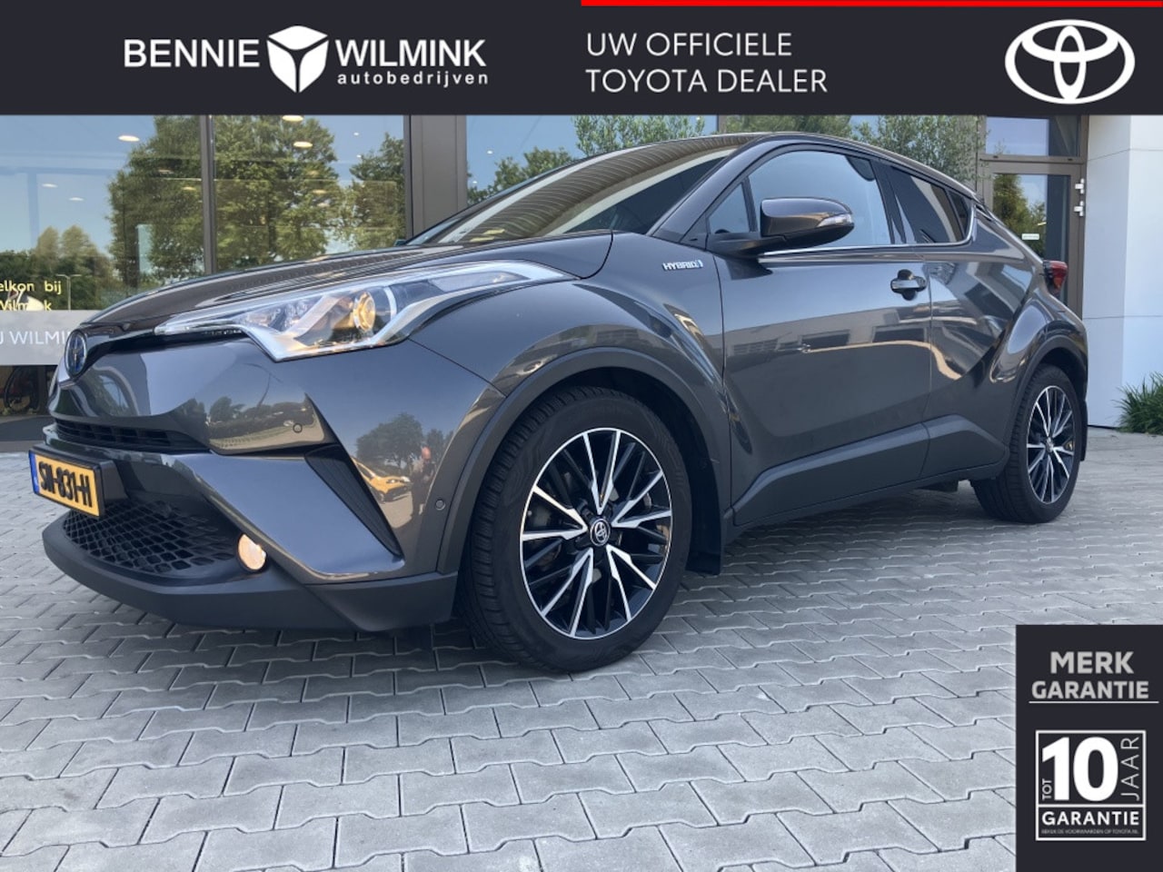 Toyota C-HR - 1.8 Hybrid Bi-Tone | Trekhaak | All Season | Navi - AutoWereld.nl