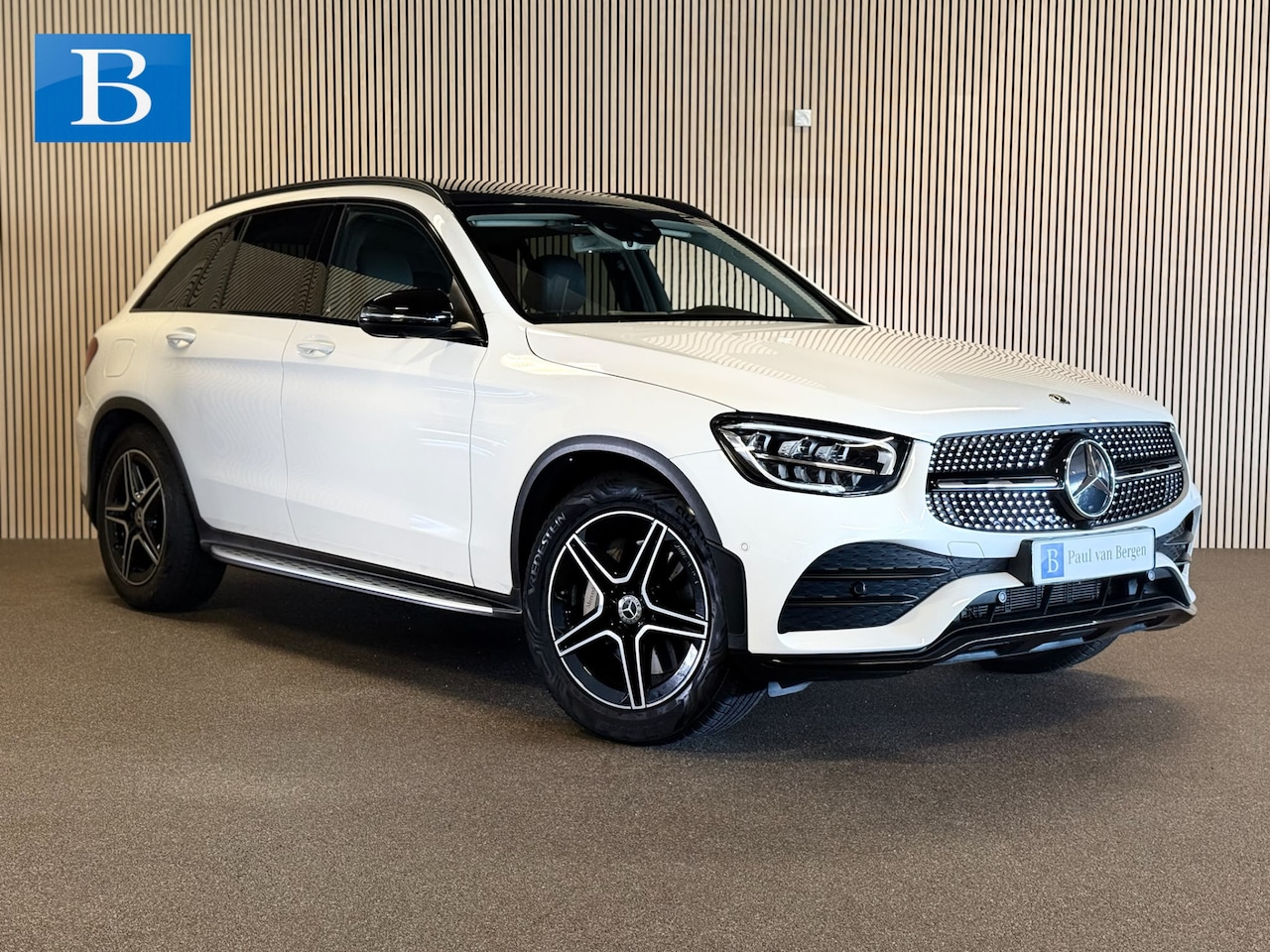 Mercedes-Benz GLC-klasse - 200 4-Matic Face Lift AMG STYLING-PANORAMA-NIGHT-ACC-360 CAMERA-TREKHAAK-COMPLEET - AutoWereld.nl