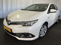 Toyota Auris - 1.8 Hybrid Aspiration ECC/CAMERA/CRUISE/NAVI/NAP