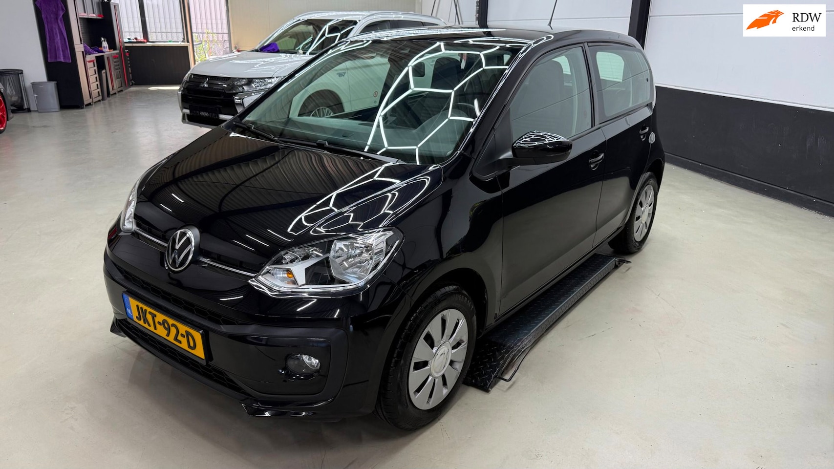 Volkswagen Up! - 1.0 navigatie- en multimediasysteem. - AutoWereld.nl