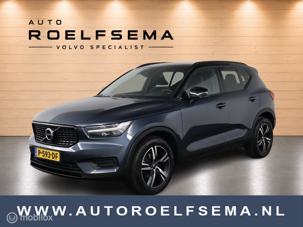 Volvo XC40 - 1.5 T2 R-Design | Adaptive Cruise | Camera | Harman Kardon | Verwarmbaar stuurwiel & Voors - AutoWereld.nl