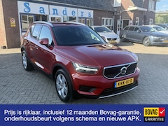 Volvo XC40 - 2.0 T4 AWD Momentum Pro