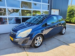 Opel Corsa - 1.2-16V Edition airco