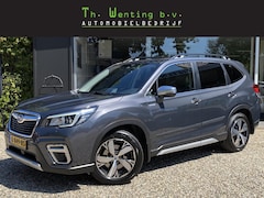 Subaru Forester - 2.0i e-BOXER First Edition | Adaptieve Cruise Control | Stuurwielverwarming | Navigatie |