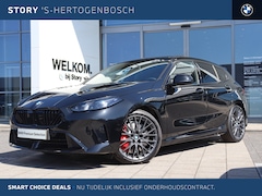 BMW 1-serie - 120 M Sport Automaat / Panoramadak / Sportstoelen / Comfort Access / Achteruitrijcamera /
