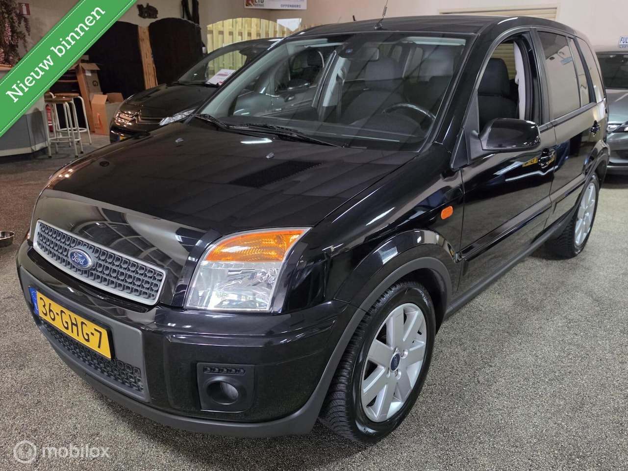 Ford Fusion - + 1.6-16V Futura automaat - AutoWereld.nl
