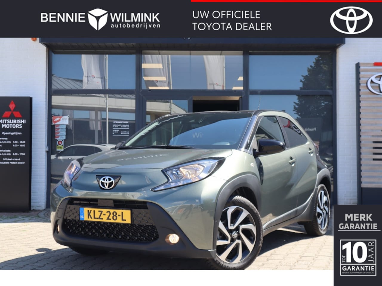 Toyota Aygo X - 1.0 VVT-i MT Pulse Bi-tone | Carplay | All Seasons - AutoWereld.nl