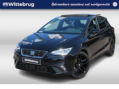 SEAT Ibiza - 1.0 TSI 110pk FR Black Edition / Panorama schuifdak / Navigatie / APP / LM 18 inch / Camer