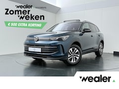 Volkswagen Tiguan - 1.5 eHybrid Life Edition | 204 PK | SoH 99% | Trekhaak | Panoramadak | Area view 360 | Sto