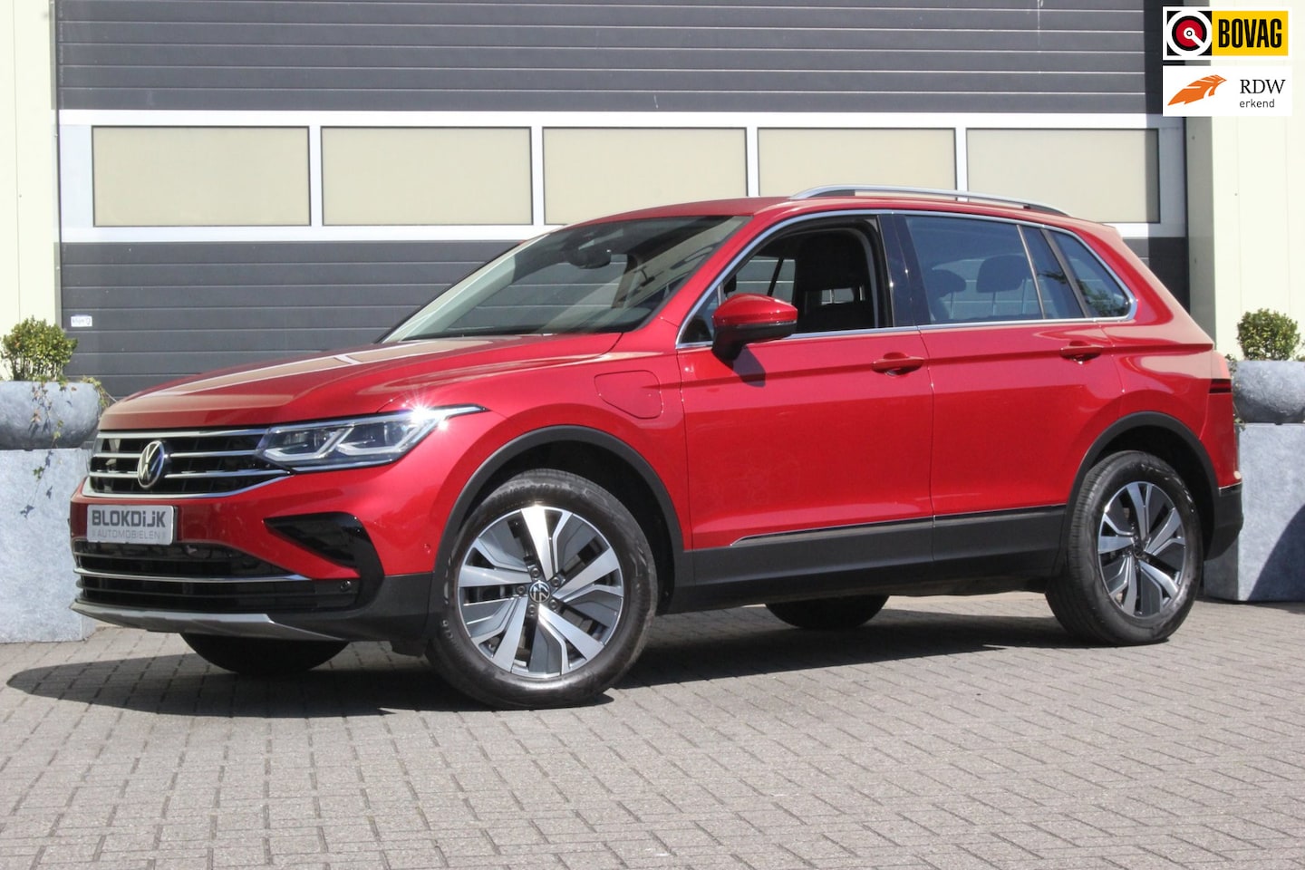 Volkswagen Tiguan - 1.4 TSI eHybrid Elegance | Trekhaak | - AutoWereld.nl
