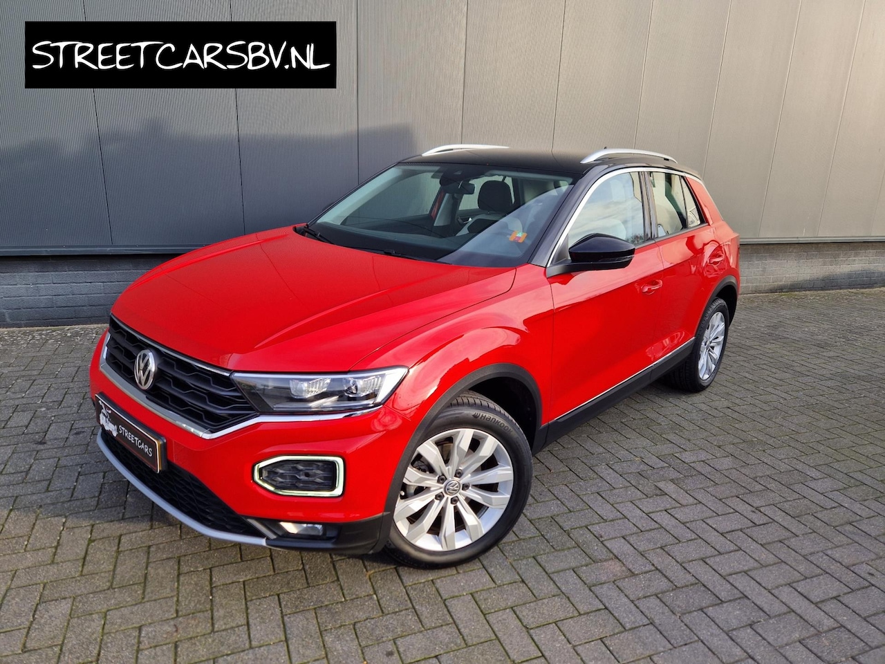 Volkswagen T-Roc - 1.5 TSI Sport 150Pk /1e eigenaar/Org NL!Nap! - AutoWereld.nl