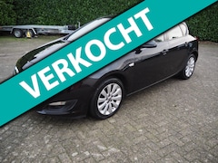 Opel Astra - 1.4 Turbo Berlin