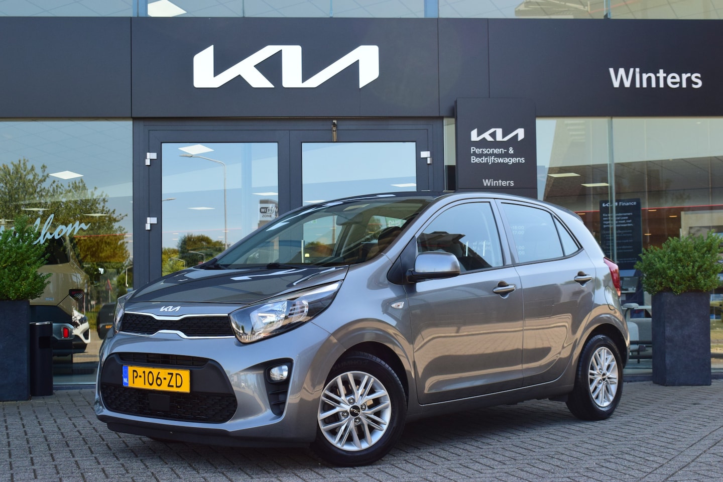 Kia Picanto - 1.0 DPi DynamicLine | Camera | Cruise Control | Airco | Tot 10Jr. Kia-Garantie | - AutoWereld.nl