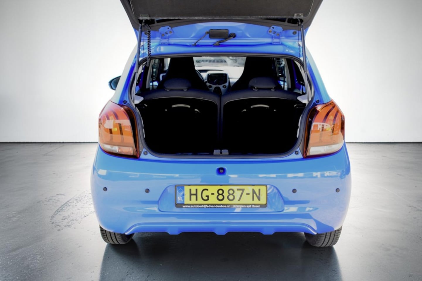 Peugeot 108 - 1.0 e-VTi Active 1.0 e-VTi Active, Parkeerhulp achter,Airco, Premium Pack, Blue Tooth, Nette auto