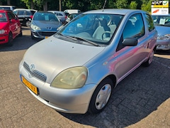 Toyota Yaris - 1.3-16V VVT-i Sol Airco Trekhaak
