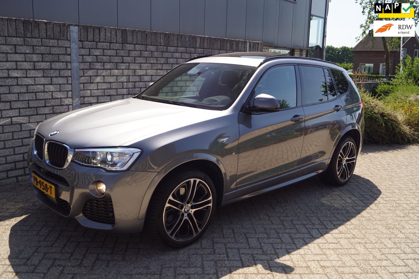 BMW X3 - S-Drive20i Centennial High Executive M Sport Autom Pano Leder Navi Camera Head-Up Xenon Cl - AutoWereld.nl