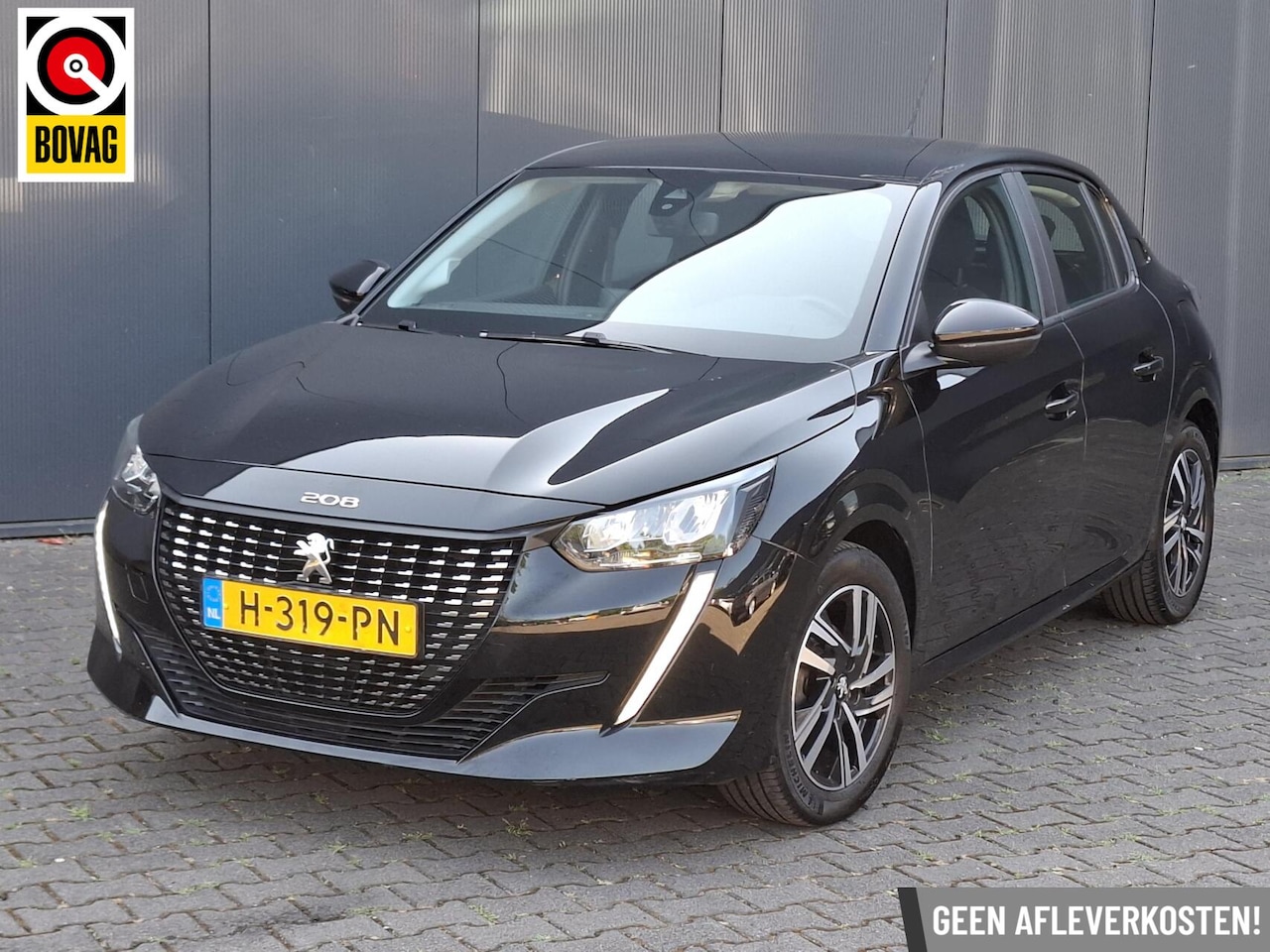 Peugeot 208 - 1.2 PureTech Allure / CARPLAY / NIEUWE DISTRIBUTIE - AutoWereld.nl