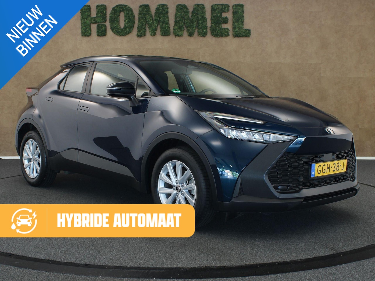 Toyota C-HR - 1.8 Hybrid 140 Active - ORIGINEEL NEDERLANDE AUTO - DODEHOEKDETECTIE - KEYLESS START - NAV - AutoWereld.nl