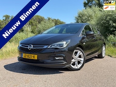 Opel Astra - 1.4 Innovation / Navigatie / Camera / Cruise Control / Climate Control / Half leder / Afne