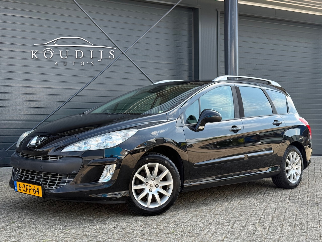 Peugeot 308 SW - 1.6 VTi XS Première 1.6 VTi XS Première, Panodak, Climate, Cruise, Trekhaak, Volledig onderhouden - AutoWereld.nl