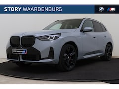 BMW X3 - 30e xDrive M Sport Automaat / Panoramadak / Trekhaak / Sportstoelen / Comfort Access / Sto