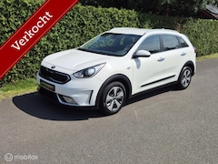 Kia Niro - 1.6 GDi Hybrid 1e Eigenaar Climate-cruise control Navi Camera