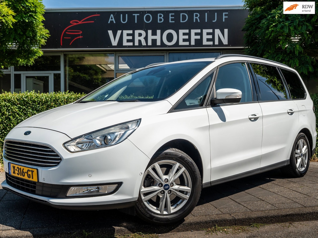 Ford Galaxy - 1.5 Titanium | 7 PERS | APPLE CARPLAY | PARKEERCAMERA | STOELVERWARMING | XENON | CLIMATE - AutoWereld.nl