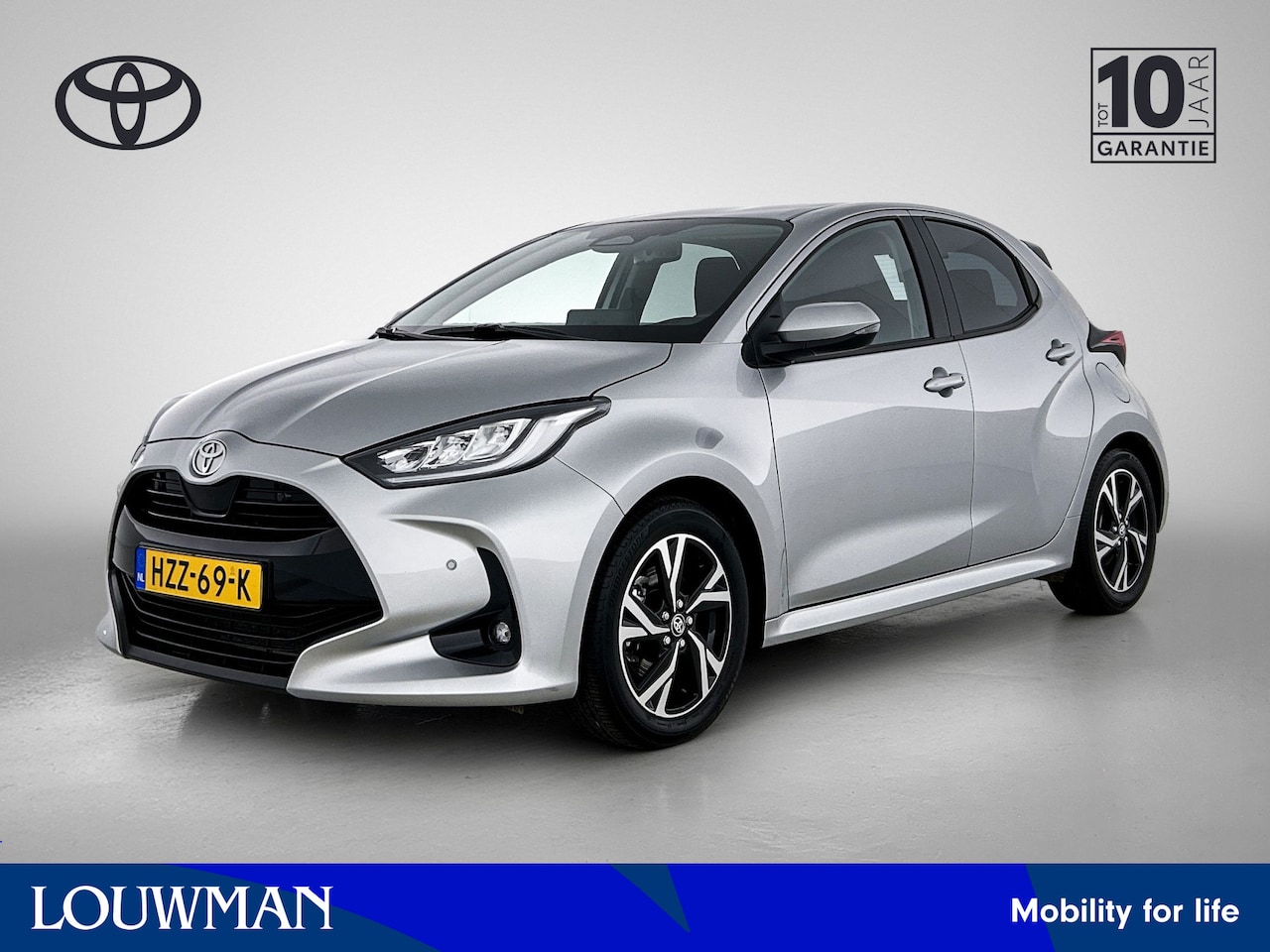 Toyota Yaris - 1.5 Hybrid 115 Dynamic | Parkeersensoren V+A | Stuur-Stoelverwarming | Blindspot | - AutoWereld.nl
