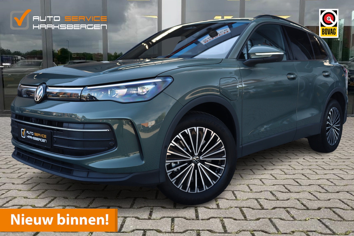 Volkswagen Tiguan - 1.5 eHybrid Life Edition | Trekhaak | 360 Camera | IQ LED | Cipressino Grün | - AutoWereld.nl