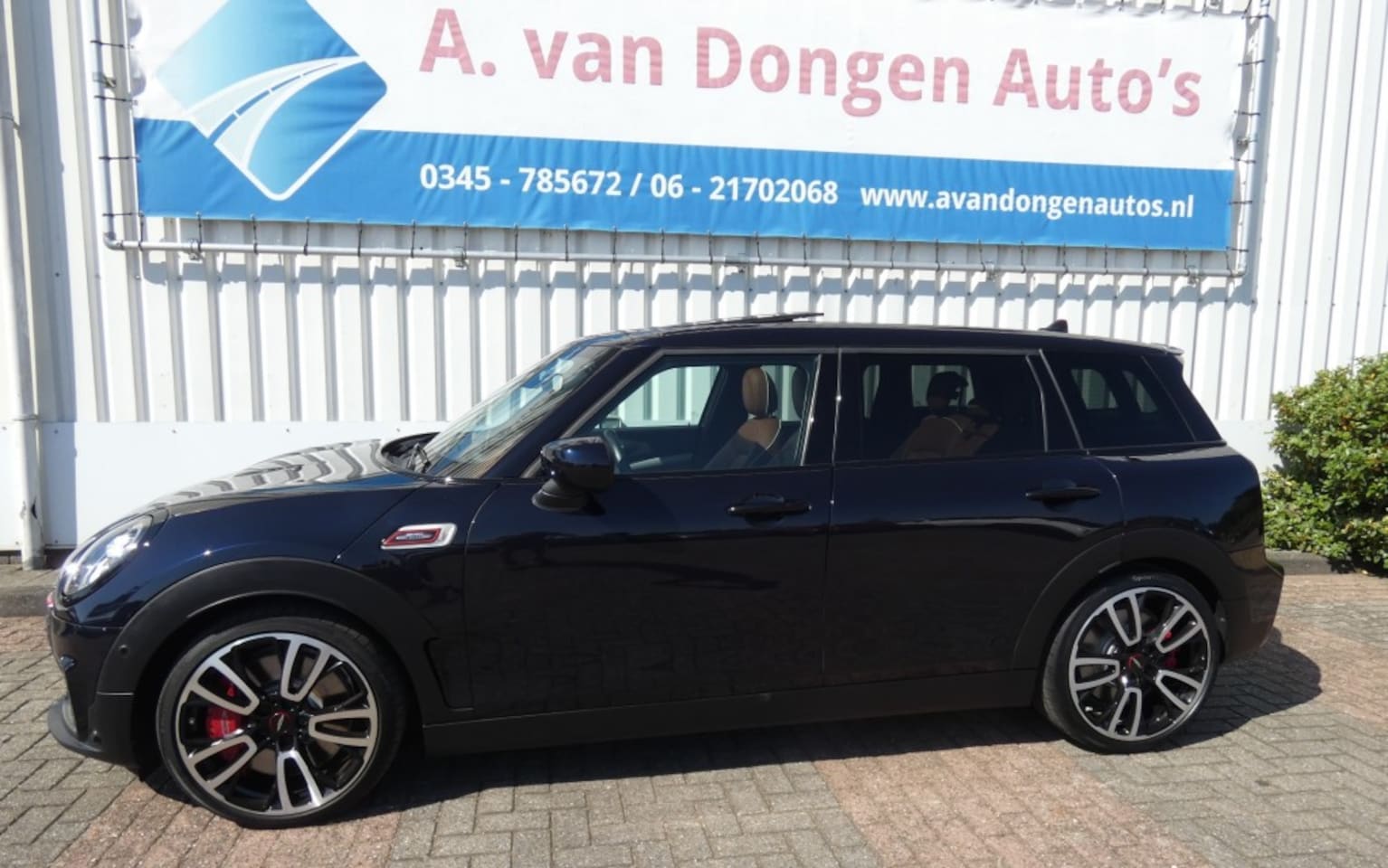 MINI Clubman - 2.0 JCW ALL4 CHILI Automaat 306PK,Leer,Pano,HenK,HUD - AutoWereld.nl