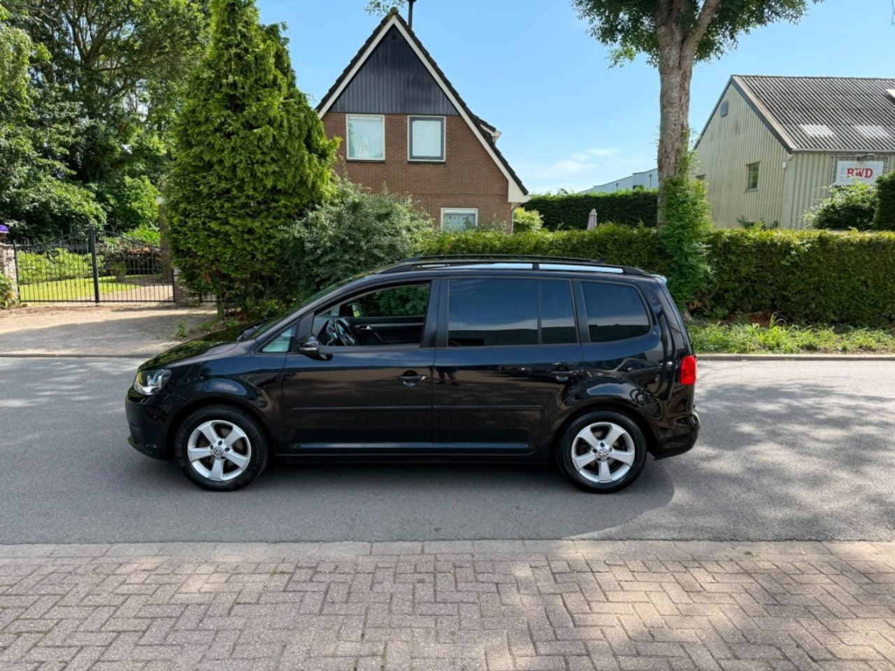 Volkswagen Touran - 1.4 TSI Comfortline/trekhaak/cruise control/airco/NAP/Navigatie - AutoWereld.nl