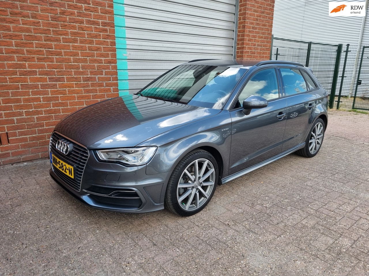 Audi A3 Sportback - 1.4 e-tron PHEV Attraction Pro Line plus 1.4 e-tron PHEV Attraction Pro Line plus - AutoWereld.nl