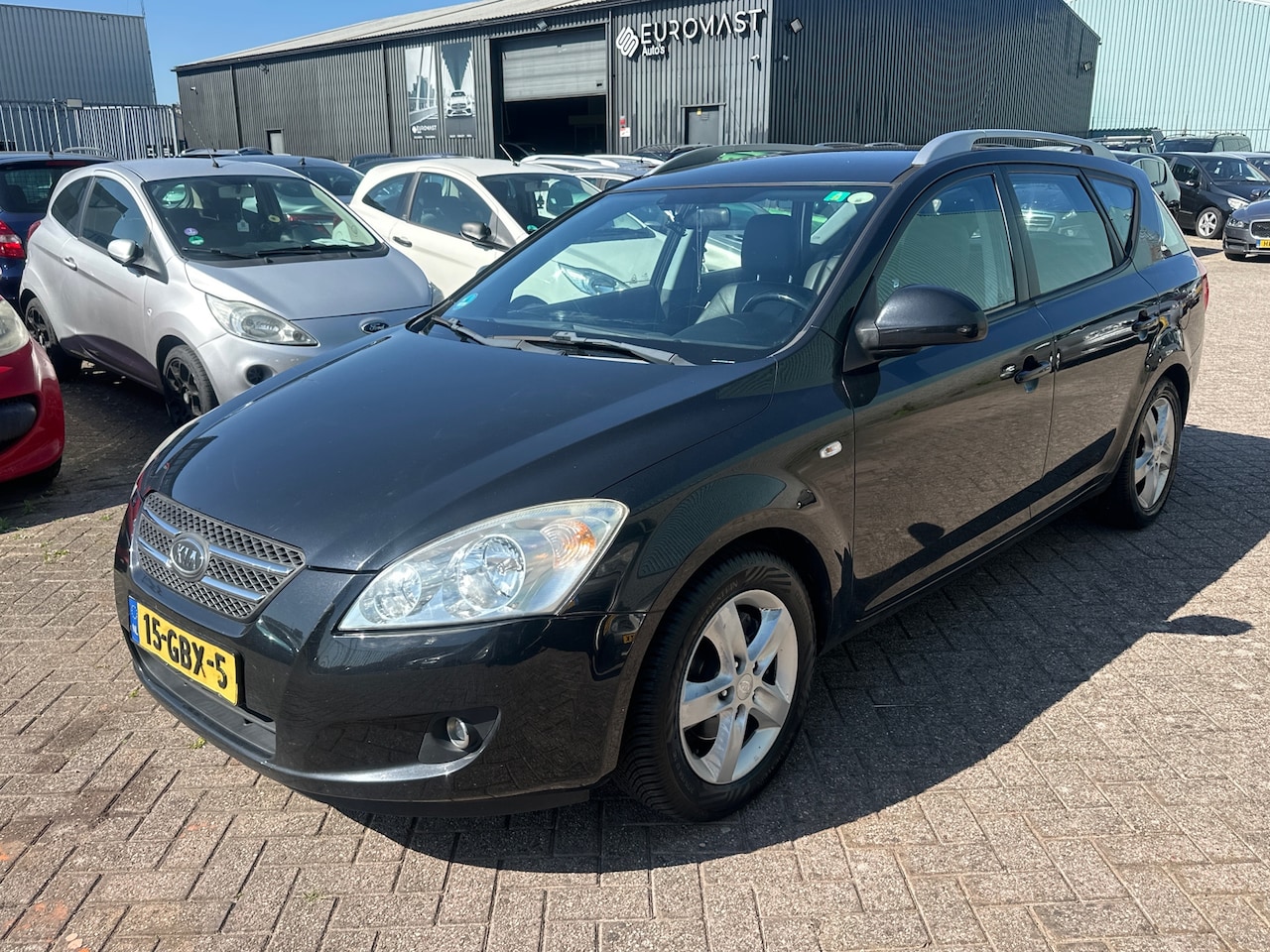 Kia Cee'd Sporty Wagon - 1.6 Business Edition Airco - EXPORT - AutoWereld.nl