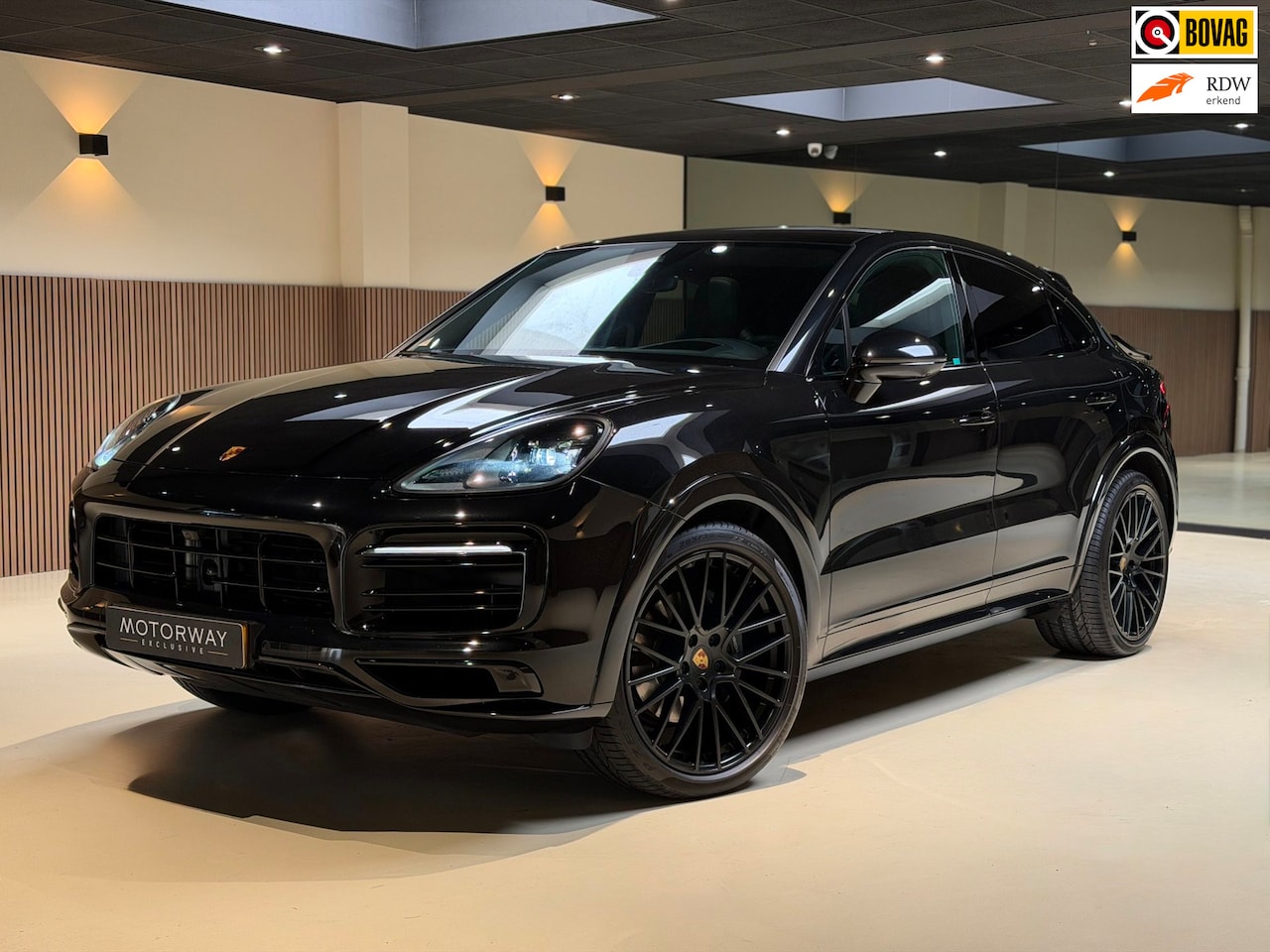 Porsche Cayenne Coupé - 3.0 E-Hybrid|Pano|360|HUD|BOSE|Memory| - AutoWereld.nl