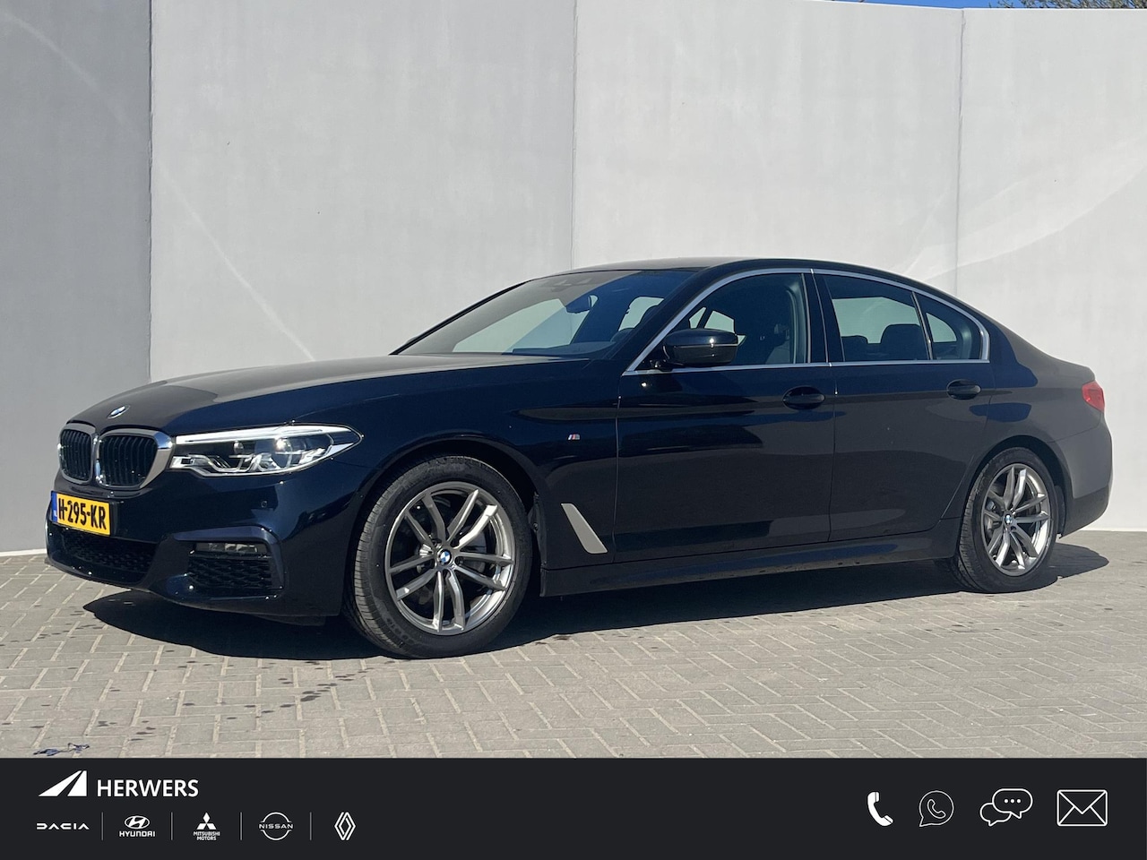 BMW 5-serie - 520i High Exec M - Sport / Elektrische stoelen met geheugenfunctie / Stoelverwarming / Led - AutoWereld.nl