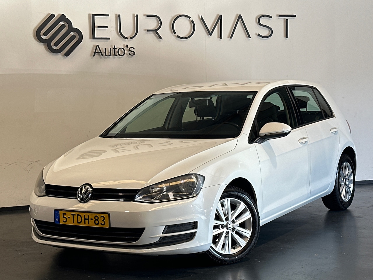 Volkswagen Golf - 1.2 TSI Trendline Airco | Nieuw apk | 5Deurs | LMV | Nette auto - AutoWereld.nl