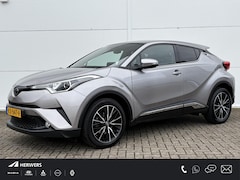 Toyota C-HR - 1.2 First Edition / Trekhaak ( 1300 kg ) / Cruise control adaptief / Navigatiesysteem /