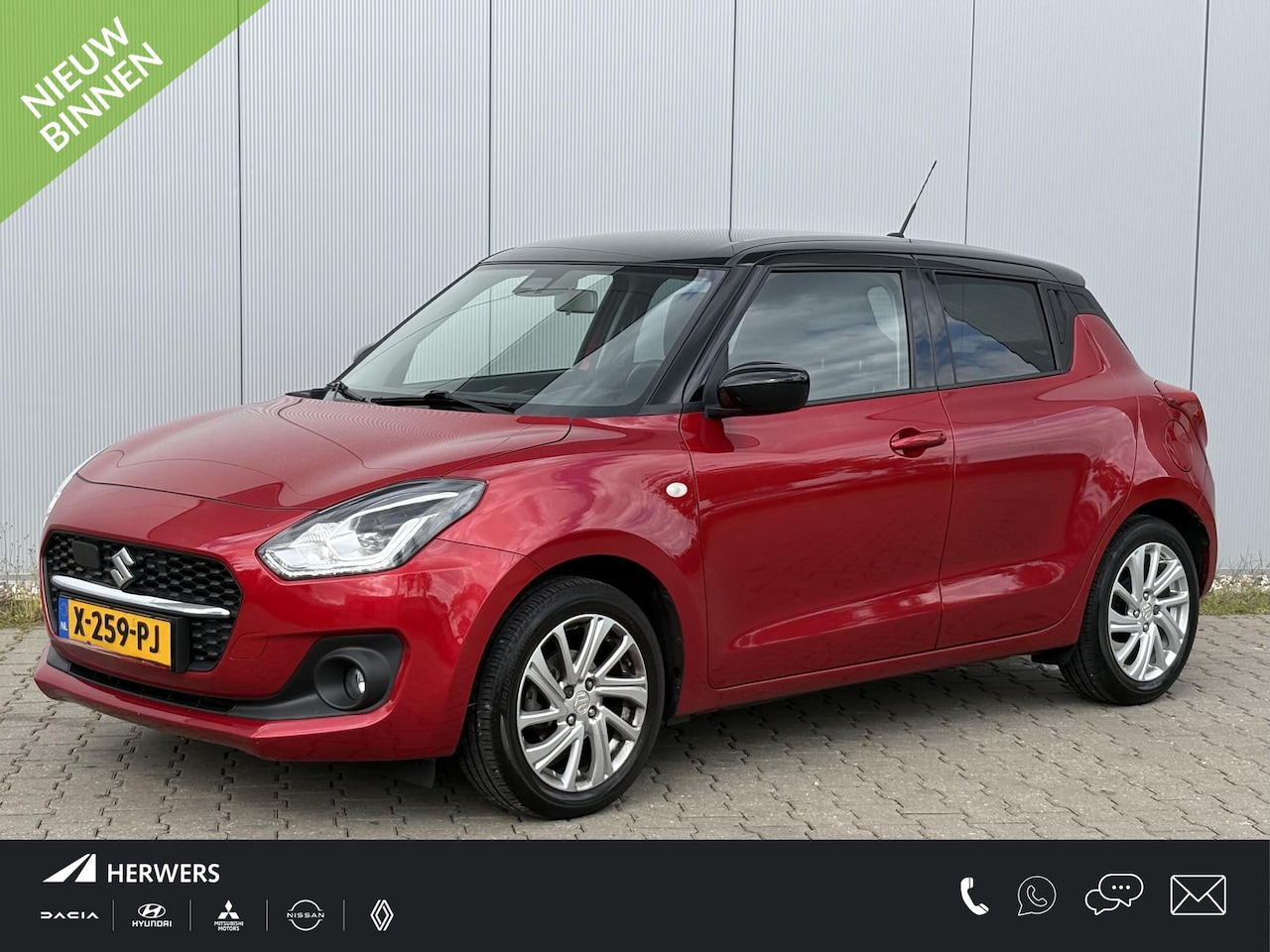 Suzuki Swift - 1.2 Select Smart Hybrid / Trekhaak met afneembare kogel 1000kg geremd / Navigatie / Fabrie - AutoWereld.nl